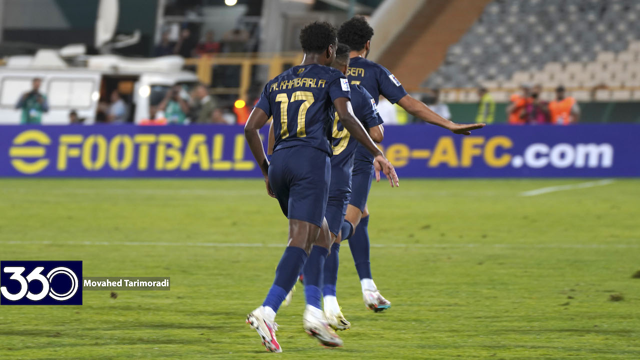 Persepolis versus Al Nassr match celebration scene